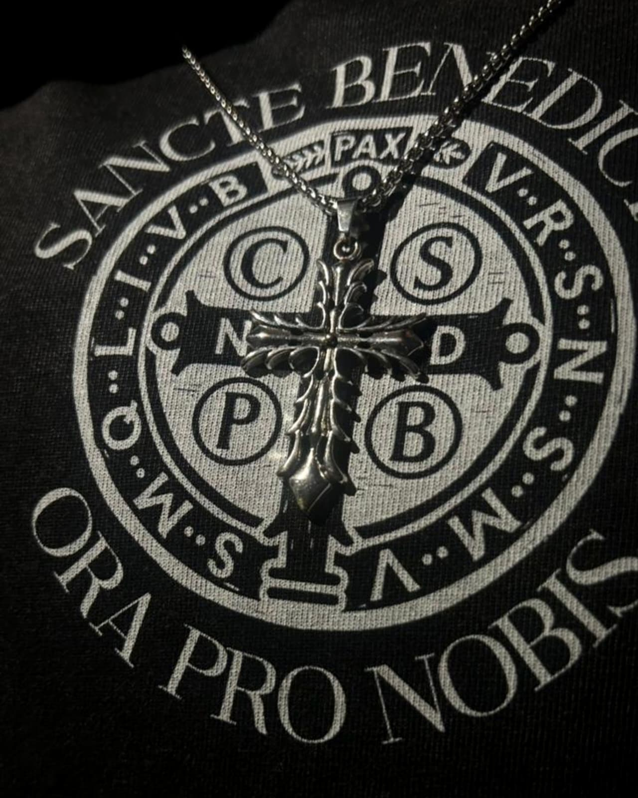 VINTAGE ST. BENEDICT HEAVYWEIGHT TEE